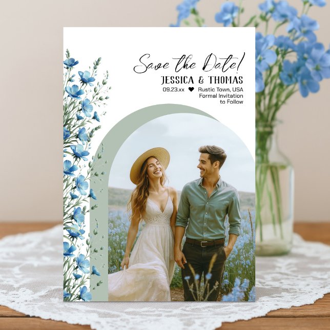 Dusty Blue & Sage Wildblumen Arch Foto Hochzeit Save The Date (Von Creator hochgeladen)