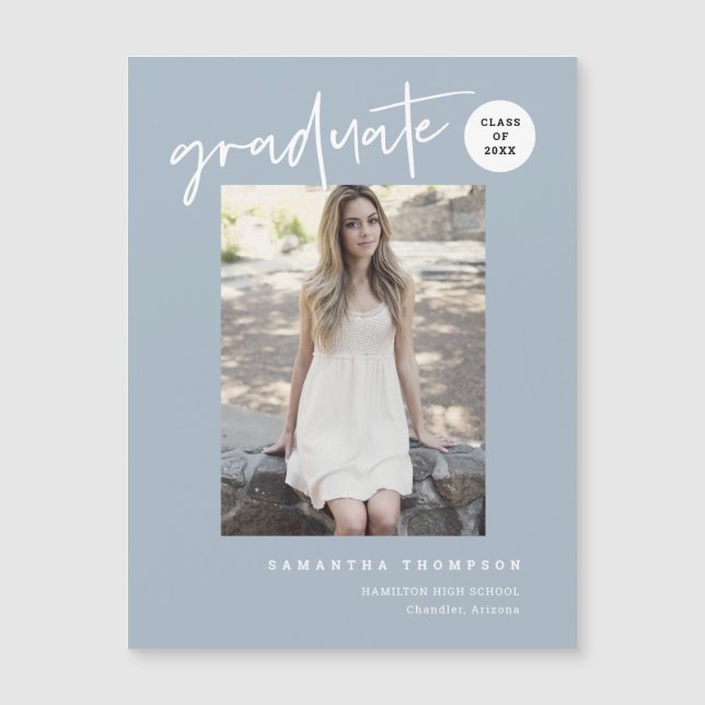 Dusty Blue Script School Graduate Foto Magnet (Vorderseite)