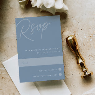 Dusty Blue Script Watermark Traditionelle RSVP Karte