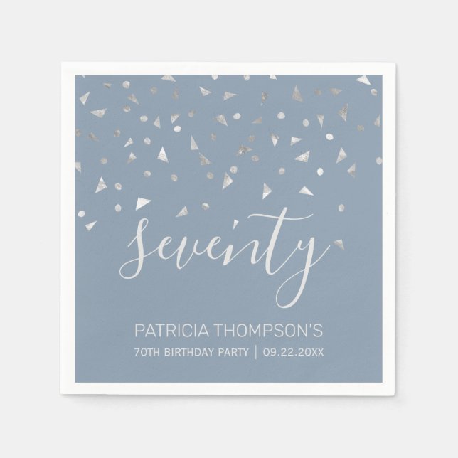 Dusty Blue Silver Confetti 70. Geburtstagsparty Serviette (Vorderseite)