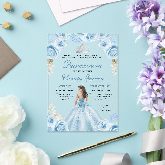Dusty Blue & Silver Floral Princess Quinceañera Acryleinladungen (In Situ (Hochzeit))