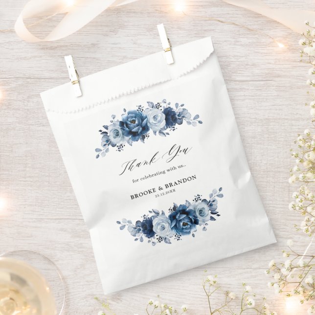 Dusty Blue Slate Navy Floral Botanical Wedding Geschenktütchen (Ausgeschnitten)
