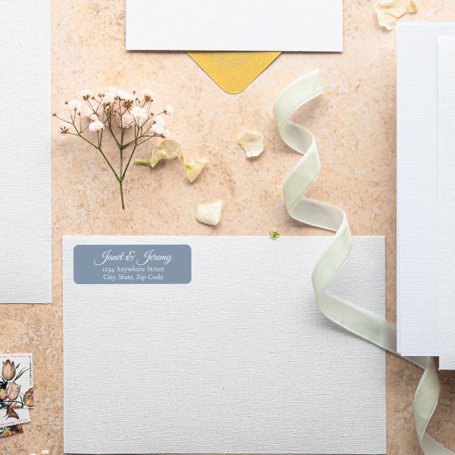 Dusty Blue Stylized Names Wedding Rücksendeadresse (In Situ Wedding)