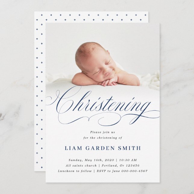 Dusty Blue Subtle Cross Script Christening Boy Einladung (Vorne/Hinten)