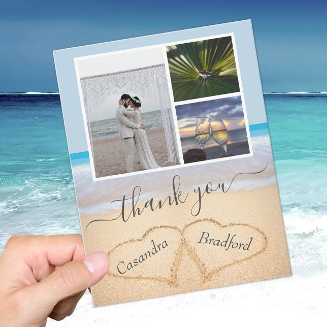 Dusty Blue Tropical Beach Hearts in Sand Wedding Dankeskarte (Von Creator hochgeladen)