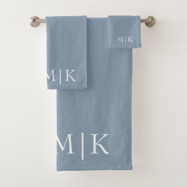 Dusty Blue und White | Modernes Monogramm Badhandtuch Set
