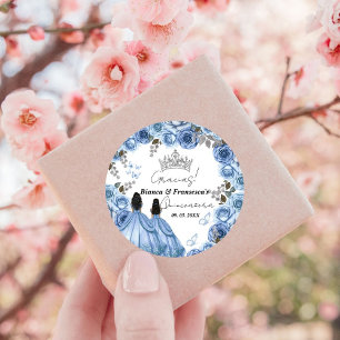 Dusty Blue Watercolor Floral Twin Quinceañera Runder Aufkleber