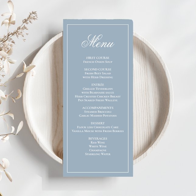 Dusty Blue Wedding Script Dinner Menü Menükarte (Elegant dusty blue wedding dinner menu card.)