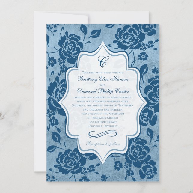 Dusty Blue, White Floral Damask Hochzeitseinladung Einladung (Vorderseite)