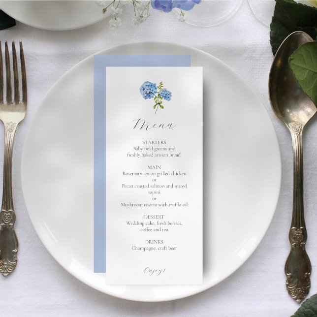 Dusty Blue & White Floral Hydrangea Wedding Menu Menükarte (Von Creator hochgeladen)