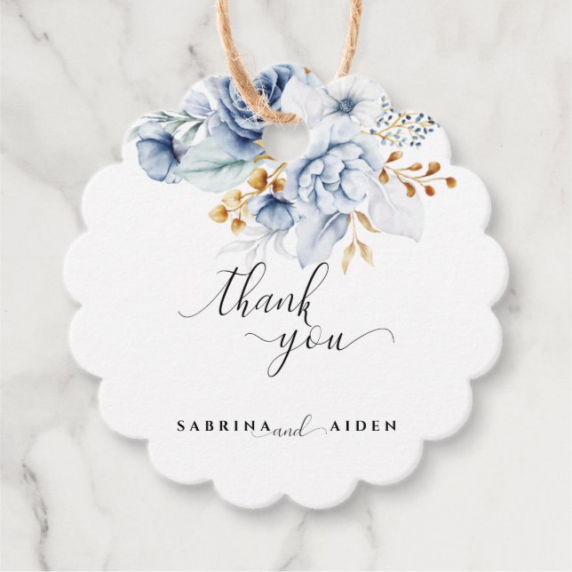Dusty Blue White Gold Floral Wedding Geschenkanhänger (Vorderseite)
