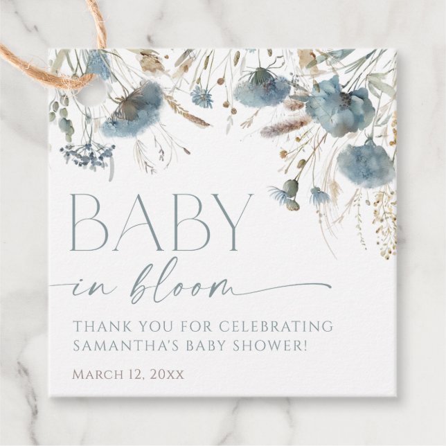 Dusty Blue Wildblumen Baby in Blütendusche Geschenkanhänger (Vorderseite)