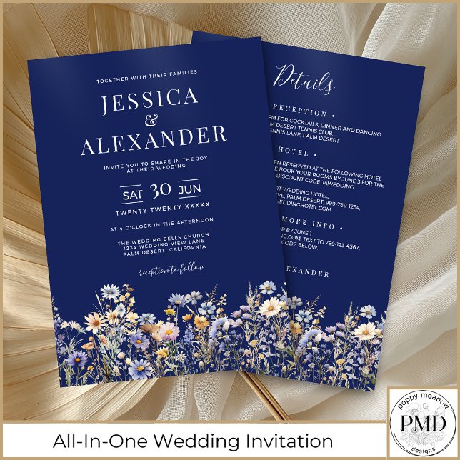 Dusty Blue Wildblumen in einer Marinehochzeit Einladung (Dusty Blue Wildflower All In One Navy Wedding Invitation with Reception, Hotel, RSVP on Back)