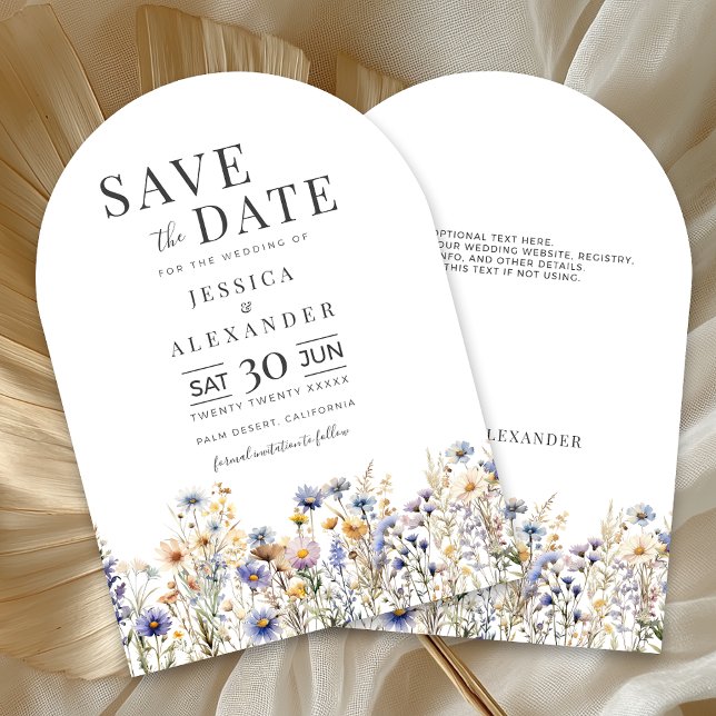 Dusty Blue Wildblumen Wedding Arch Save the Date Einladung (Dusty Blue Watercolor Wildflower Wedding Arch Save the Date, White Background, Optional Text on Back)