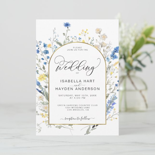 Dusty Blue Yellow Dainty Floral Botanical Wedding Einladung (Stehend Vorderseite)