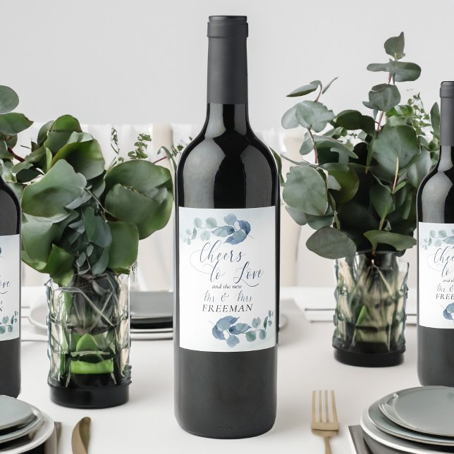 Dusty Eucalyptus bejubelt Liebe Hochzeit Weinetikett (Cheers to Love wedding wine bottle labels from Dusty Eucalyptus wedding collection)