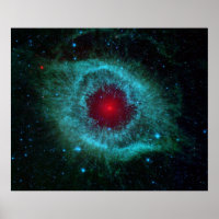 Dusty Eye of Helix Nebula by Spitzer Telescope