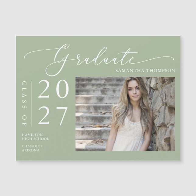 Dusty Green Script School Graduate Foto Magnet (Vorderseite)