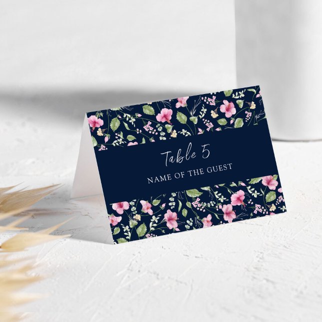 Dusty Navy Blue Pink Hibiscus Wedding Place Card Tischnummer (Von Creator hochgeladen)