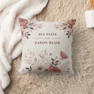 Dusty Pink Floral Budget Hochzeit oder Jahrestag Kissen