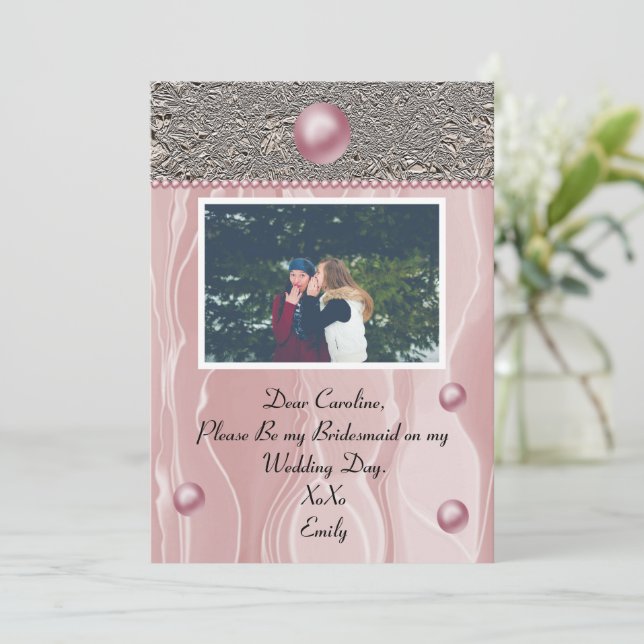 Dusty Pink Silk Light Silver Foil Bridesmaid Foto Einladung (Stehend Vorderseite)
