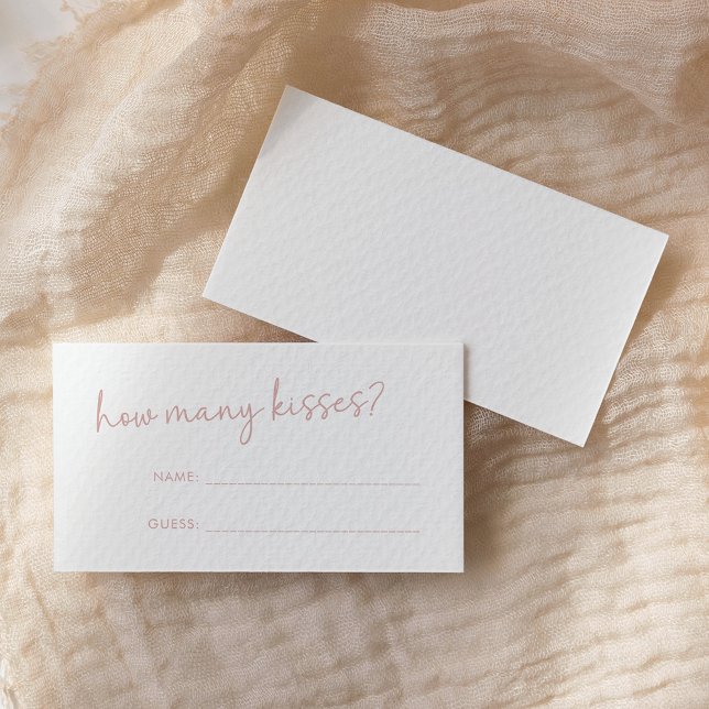 Dusty Pink & White Minimalistisch Wie viele Kisses Begleitkarte (Von Creator hochgeladen)