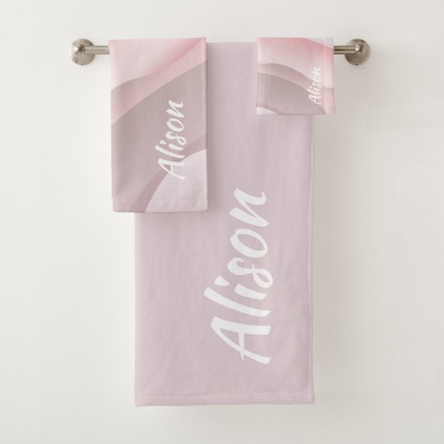 Dusty Rose abstrakter Name Badhandtuch Set (Insitu)