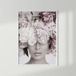 Dusty Rose Blumenmotiv Portrait Poster<br><div class="desc">Schöne staubige Rose verstecken das Gesicht eines Models. Dieses moderne,  mädchenhafte Poster ist auch in einem neutralen,  grauen oder eklektischen Raum ein tolles Design.</div>