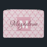 Dusty Rose Damask iPad Abdeckung mit Monogramm und iPad Mini Hülle<br><div class="desc">Dieses schöne iPad Gehäuse zeichnet sich durch ein klassisches,  weißes Damast-Muster auf einem staubigen Hintergrund aus Rose aus. Das Design ist personalisiert mit einem Monogramm Anfangsbuchstaben sowie einem anpassbaren Namen. Ideal für Arbeit oder Schule,  oder jede Frau,  die ein hübsches weibliches Gehäuse mit einem schlichten und eleganten Design will.</div>
