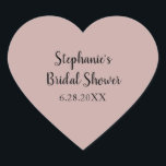 Dusty Rose Hochzeit Custom Light Pink Brautparty Herz-Aufkleber<br><div class="desc">Mit solider staubigen Rose und individueller Vorlage für Brautparty,  ist dies ideal für Hochzeiten,  Brautpartys etc. Sie können für andere Veranstaltungen wie Babydusche,  Geburtstage,  Bachelorette und mehr anpassen!</div>