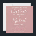 Dusty Rose Minimalistisch Elegante Script Hochzeit Einladung<br><div class="desc">Dieses stilvolle Hochzeitsangebot mit eleganten,  charakteristischen Stilnamen kann mit Ihren Hochzeitsdetails in moderner Typografie auf staubiger Rose personalisiert werden. Sie können die Hintergrundfarbe an Ihr Hochzeitstil anpassen. Entwickelt von Thisisnotme©</div>