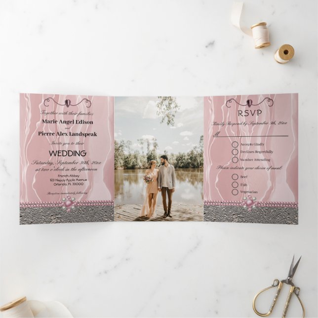 Dusty Rose Silk & Silver Foil & Pearls, Diamond Tr Dreifach Gefaltete Einladung (Innenseite)