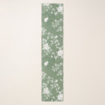 Dusty Sage Blumengrün Blume Grünmuster Schal<br><div class="desc">Mit unserer Kollektion "Dusty Sage Floral Green Blume Greenery Pattern" steigern Sie Ihren Stil. Diese bedruckten Produkte,  die eine delikate Mischung aus sanften Salbeitönen und aufwändigen Blumendesigns bieten,  verleihen Ihrem Kleiderschrank oder Ihrer Wohngestaltung eine Touch von naturlich inspirierter Eleganz. Ideal für diejenigen,  die subtile Schönheit und zeitlosen Charme schätzen.</div>