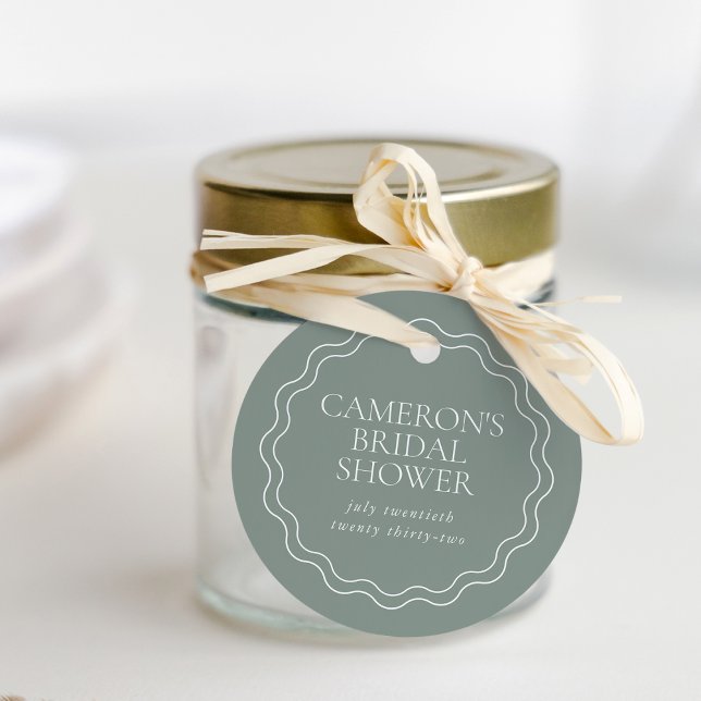 Dusty Sage | Wavy Scallop Border Brautparty Geschenkanhänger (Von Creator hochgeladen)