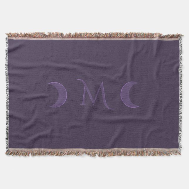 Dusty Violet Crescent Moons Monogramm Decke (Vorderseite)