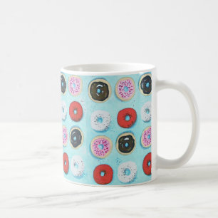 Dutzende der Schaumgummiring-Kaffee-Tasse Tasse