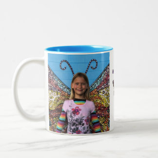 Dylans Schmetterlings-Tasse allein Zweifarbige Tasse
