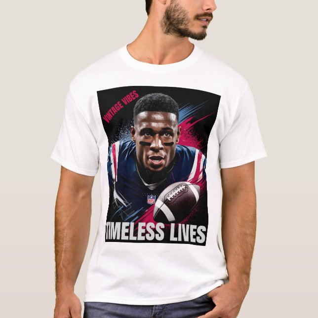 Dynamic Football Player Portrait Zeitloses Leben T-Shirt (Vorderseite)