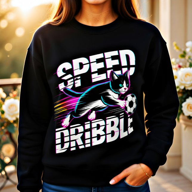 Dynamic Soccer Cat sporty Sweatshirt for Women  (Von Creator hochgeladen)