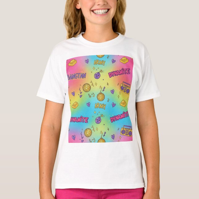 Dynamite Pop Art Rainbow Pattern T-Shirt (Vorderseite)