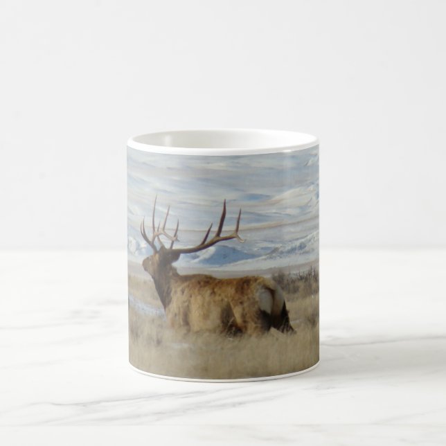 E22 Bull Elk Snowy Hills Tasse (Mittel)