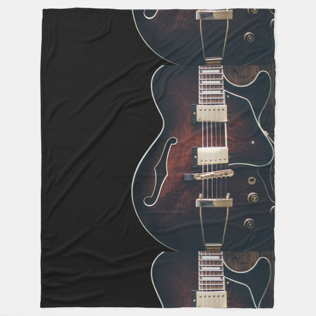 E-Gitarre auf Schwarz Fleecedecke (Vorderseite)