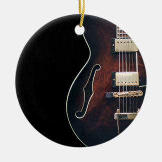 E-Gitarre auf Schwarz Keramik Ornament