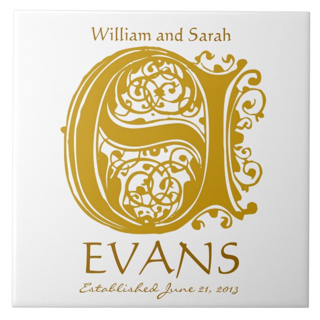 E Gold Monogramm auf Weiß - Namen Hochzeitdatum Ti Fliese (Vorderseite)