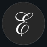 E Monogramm-Aufkleber Runder Aufkleber<br><div class="desc">Diese schwarz-weiß Aufkleber verfügen über ein elegantes,  kursives E-Monogramm. Ideal für Gastgeschenke Hochzeiten,  etc.!</div>