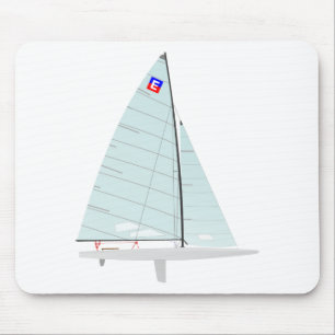 E-Scow, der   Segelboot onedesign Klasse läuft Mousepad