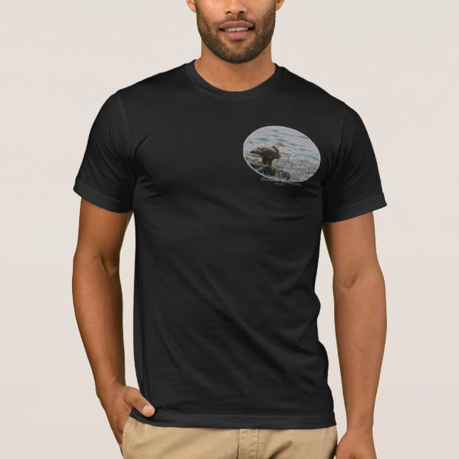 Eagle auf dem Strand T-Shirt (Vorderseite)