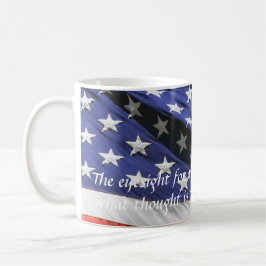 Eagle auf einem Kaktus vor der USA-Flagge Tasse