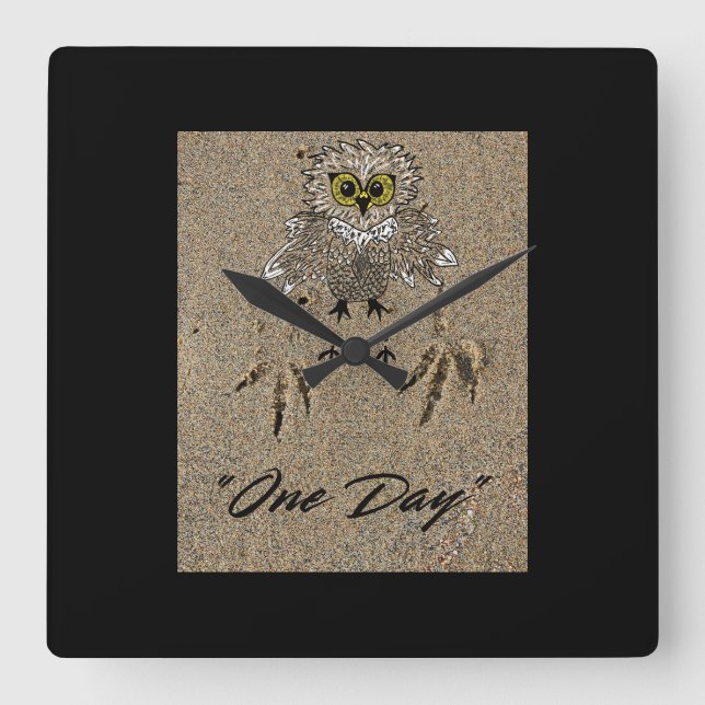 Eagle Baby & Footprints im Sand "One Day" Quadratische Wanduhr (Vorderseite)
