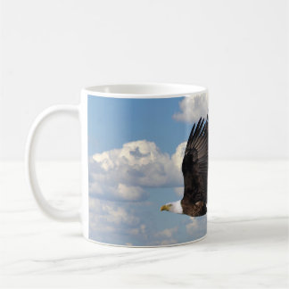 Eagle im Himmel Kaffeetasse